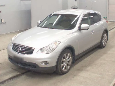 NISSAN SKYLINE CROSSOVER