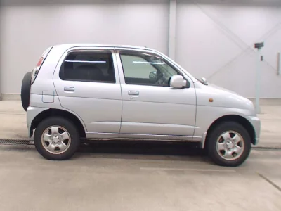 DAIHATSU TERIOS KID