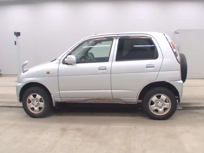 DAIHATSU TERIOS KID