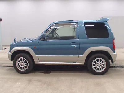 MITSUBISHI PAJERO MINI