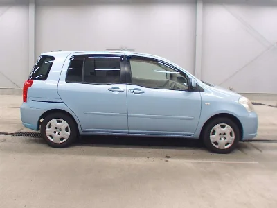 TOYOTA RAUM