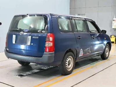 TOYOTA SUCCEED
