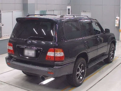 TOYOTA LAND CRUISER