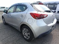 Цена авто Mazda Demio с аукционов Японии, номер кузова DJ3FS, пробег 131 000, оценка 2
