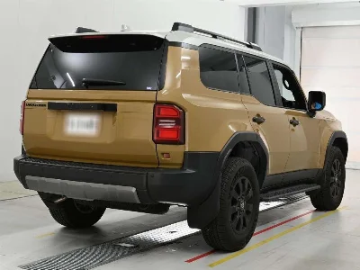 TOYOTA LAND CRUISER 250