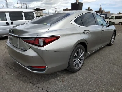 Lexus ES300h