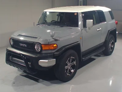 TOYOTA FJ CRUISER
