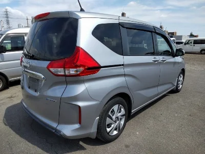 HONDA FREED+