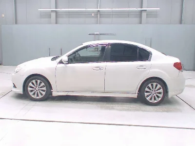 SUBARU LEGACY B4