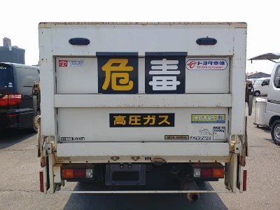 TOYOTA DYNA