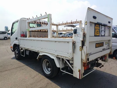 TOYOTA DYNA