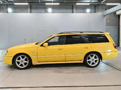 NISSAN STAGEA