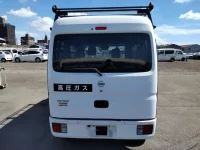 Цена авто Nissan NV100 Clipper с аукционов Японии, номер кузова DR17V, пробег 104 000, оценка 8
