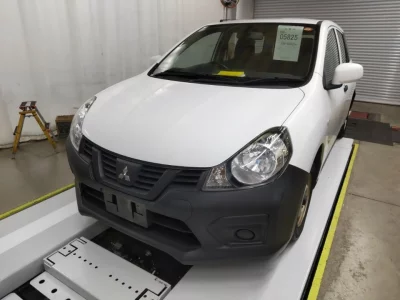 MITSUBISHI LANCER VAN