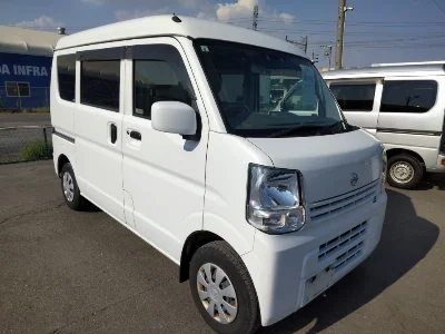NISSAN CLIPPER VAN