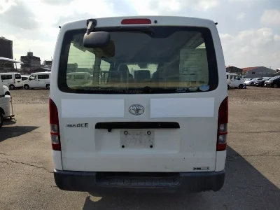 TOYOTA REGIUS ACE VAN