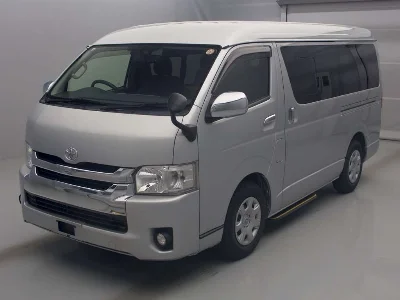 TOYOTA HIACE