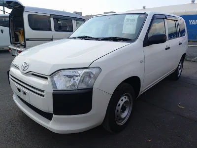 TOYOTA SUCCEED