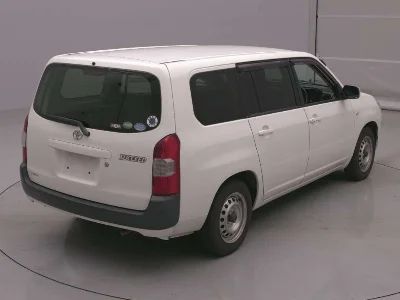 TOYOTA SUCCEED