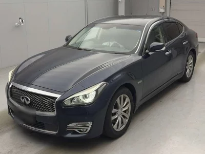 NISSAN FUGA