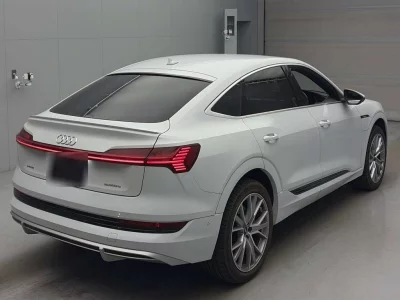 AUDI E-TRON SPORTBACK