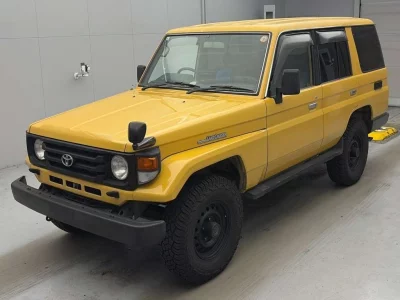 TOYOTA LAND CRUISER