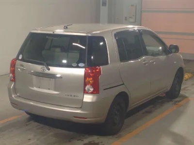TOYOTA RAUM