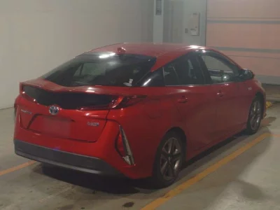 TOYOTA PRIUS PHV