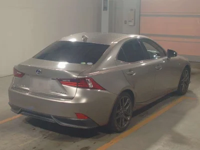 LEXUS IS