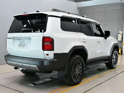 TOYOTA LAND CRUISER 250