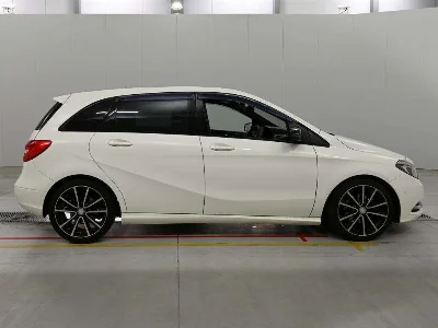 MERCEDES BENZ B CLASS