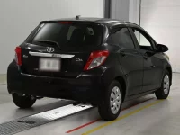 Цена авто Toyota Vitz с аукционов Японии, номер кузова NSP130, пробег 71 000, оценка 2