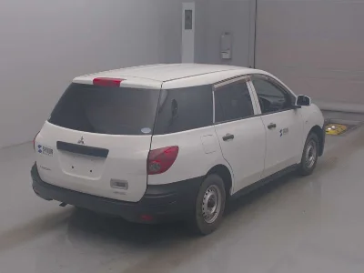 MITSUBISHI LANCER VAN