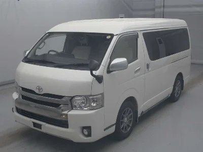 TOYOTA HIACE VAN