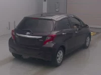 Цена авто Toyota Vitz с аукционов Японии, номер кузова NSP130, пробег 73 000, оценка 2