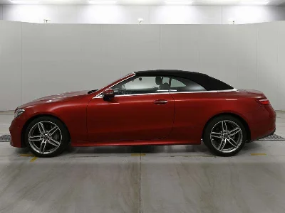 MERCEDES BENZ E CLASS