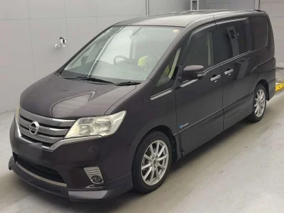 NISSAN SERENA