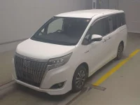 Цена авто Toyota Esquire с аукционов Японии, номер кузова ZWR80G, пробег 203 000, оценка 2