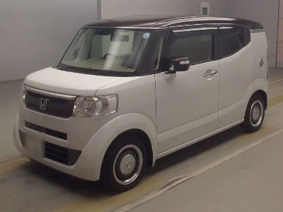 HONDA N BOX SLASH