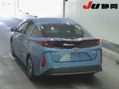 TOYOTA PRIUS PHV