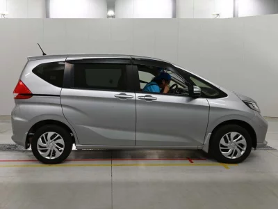 HONDA FREED+