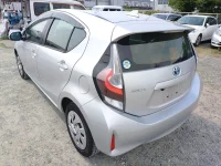 Цена авто Toyota Aqua с аукционов Японии, номер кузова NHP10, пробег 97 000, оценка 8
