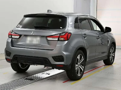 MITSUBISHI RVR
