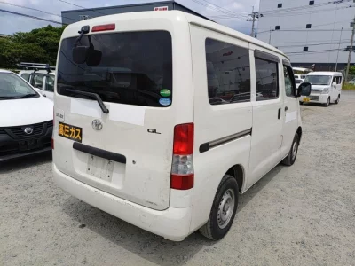 TOYOTA LITE ACE VAN