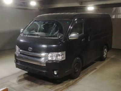 TOYOTA HIACE