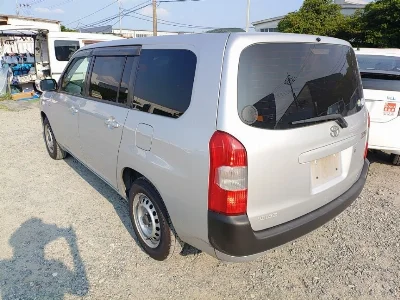 TOYOTA SUCCEED