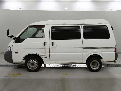 MAZDA BONGO VAN