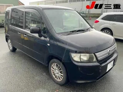 HONDA MOBILIO SPIKE