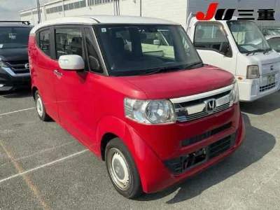 HONDA N BOX SLASH