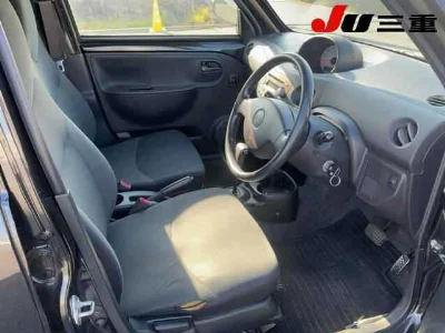 DAIHATSU ESSE